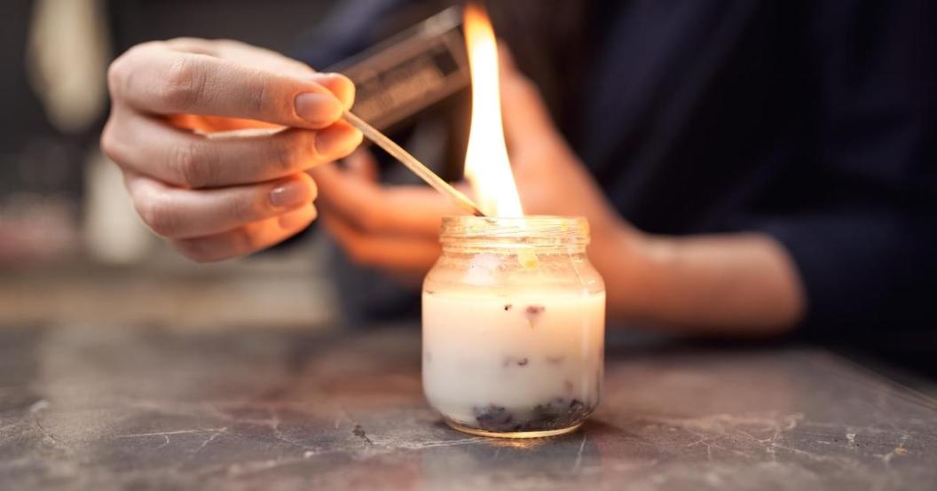 candle-getty-images.jpg