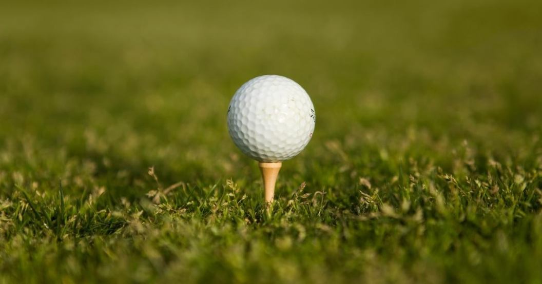 golf-tee-college-golfer-foot-injury.jpg