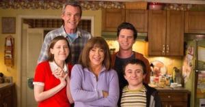 Two ‘The Middle’ Co-Stars Reunite in Joyful Photo