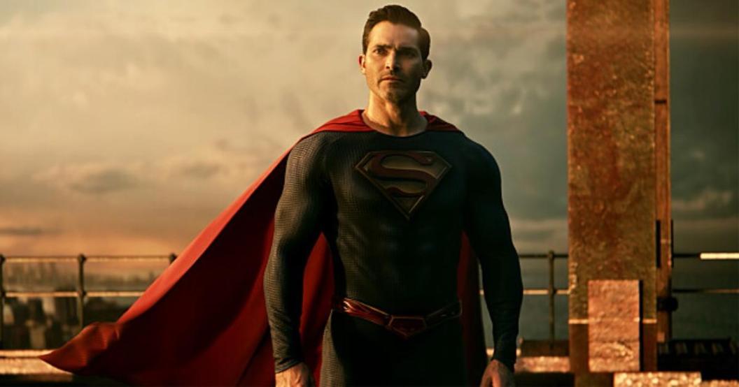 superman-and-lois-tyler-hoechlin-closer-cw.jpg