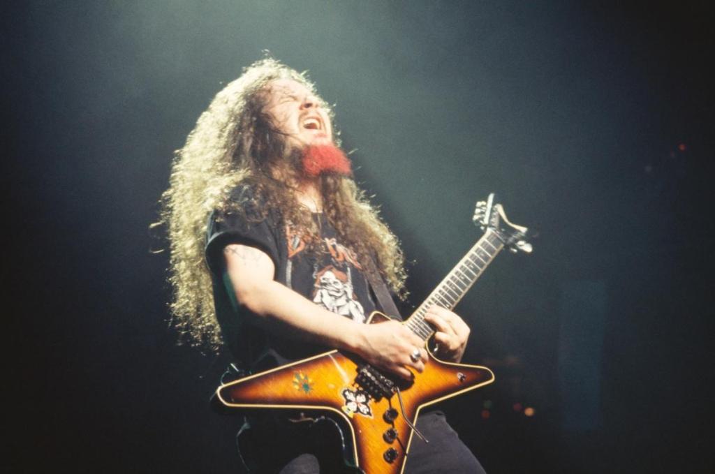 dimebag-darrell-getty-images.jpg