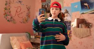 ‘And Just Like That’ Star Alexa Swinton on How Season 2 Brings ‘Energy’ of ‘Sex and the City’ (Exclusive)