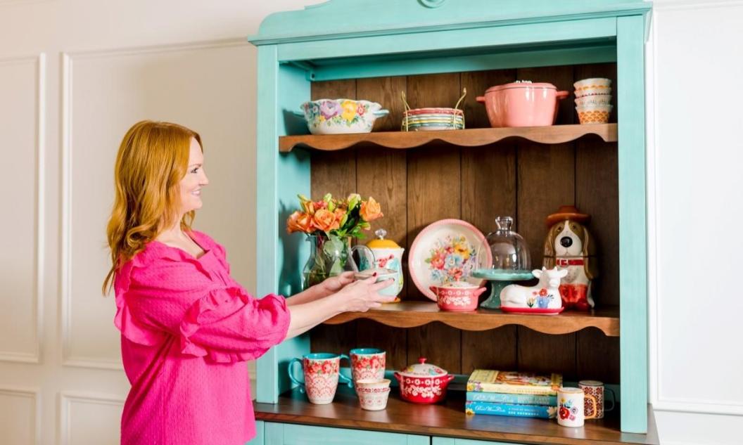 photo-may-16-2023-11-59-49-am-the-pioneer-woman-furniture-walmart.jpg