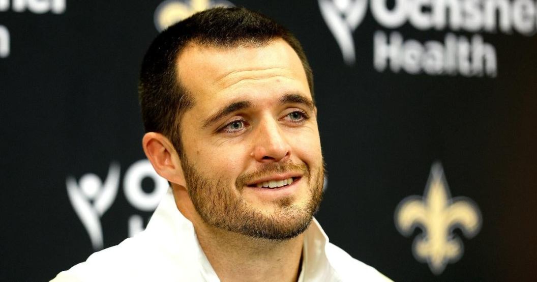 derek-carr-sounds-off-raiders-released-team.jpg