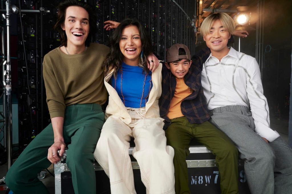 avatar-cast-01.jpg