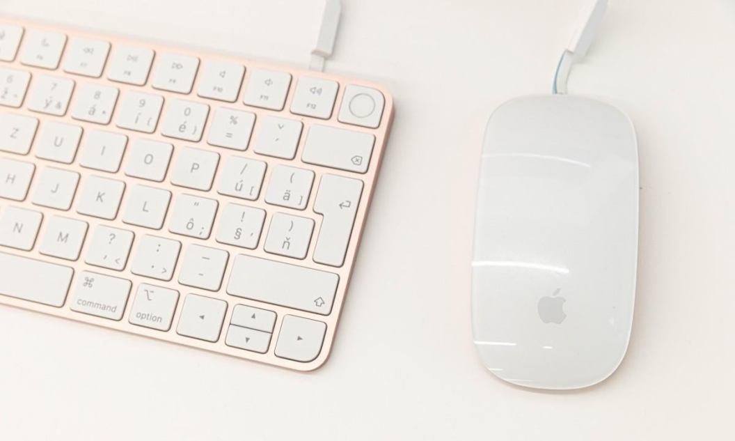 gettyimages-1243061766-apple-products-deals-on-sale-amazon-prime-day-mac-iphone-ipad.jpg