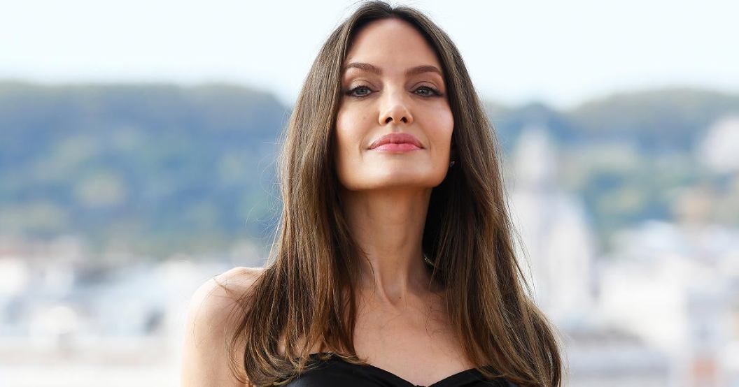 angelina-jolie.jpg