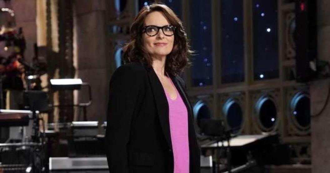 tina-fey-snl-finale-20035405-resize.jpg