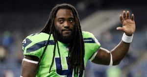 Alex Collins, Former Ravens and Seahawks Running Back, Dead at 28