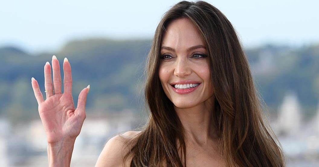 angelina-jolie.jpg