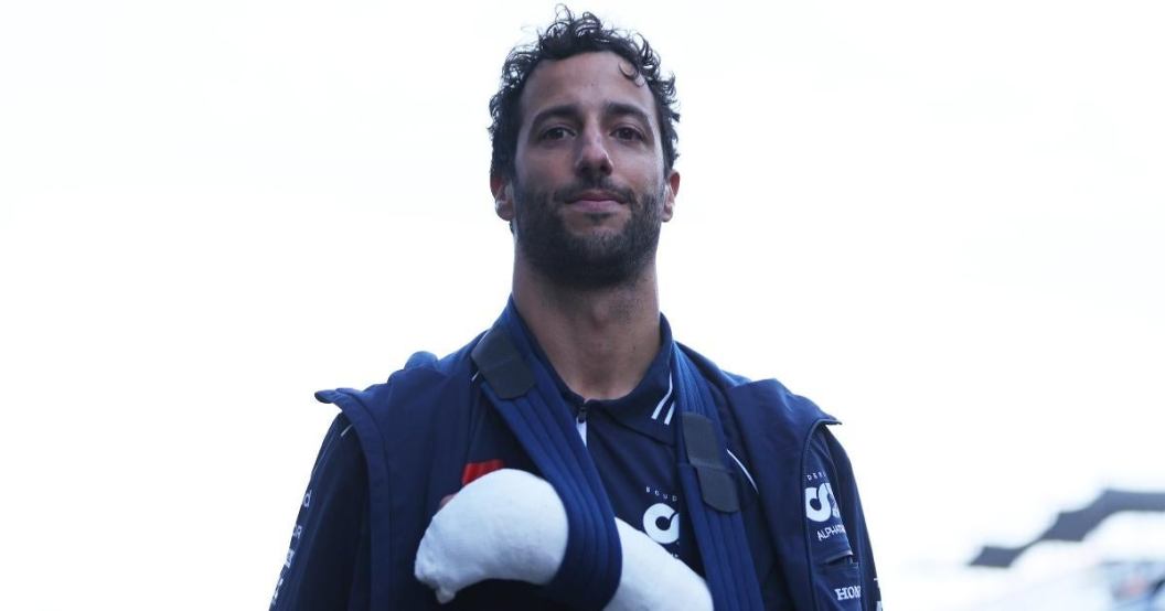 f1-driver-daniel-ricciardo-hospitalized-after-crash-in-dutch-grand-prix-practice.jpg