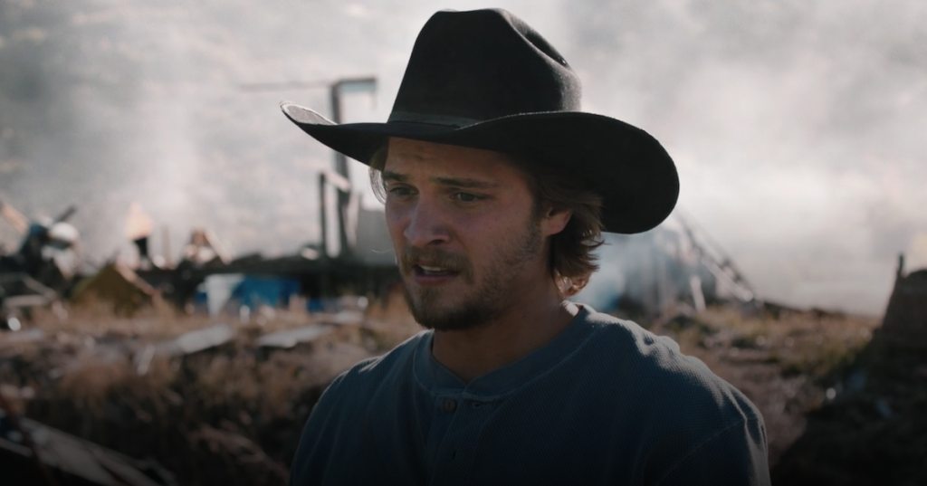 yellowstone-season-1-episode-2-kayce-dutton-luke-grimes.png