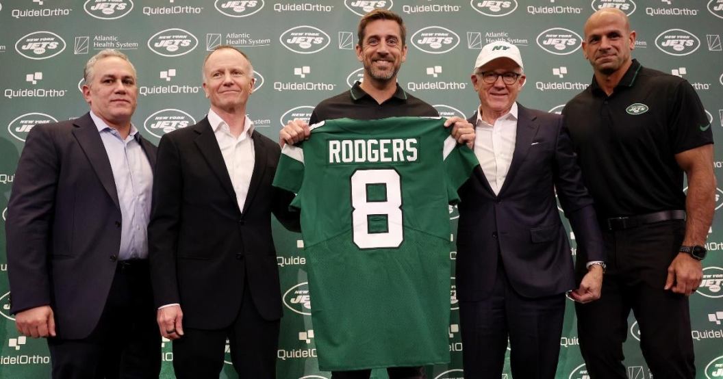 aaron-rodgers-retire-robert-saleh.jpg