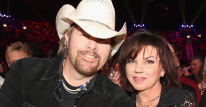 Toby Keith’s Wife Tricia Lucus: Facts to Know