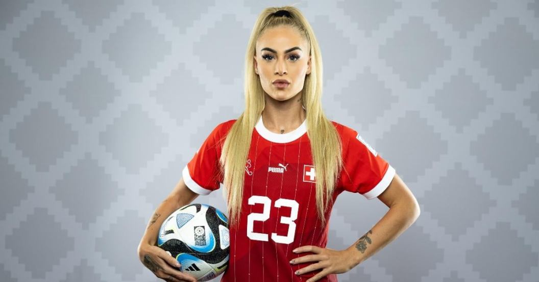 soccer-star-alisha-lehmann-offer.jpg