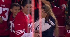 San Francisco 49ers Fan Proposes to Dallas Cowboys Fan During ‘Sunday Night Football’