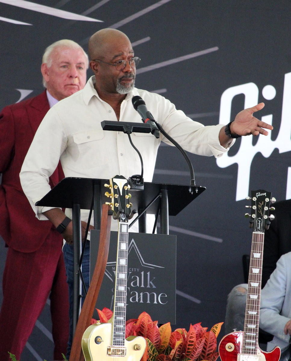 darius-rucker-music-city-walk-of-fame-ric-flair.jpg