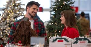 ‘Gossip Girl’ Star Leighton Meester’s New Christmas Romantic Comedy ‘EXmas’ Drops Trailer