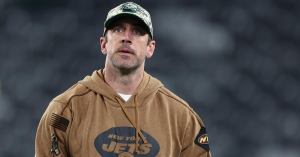 Aaron Rodgers Clarifies ‘Few Weeks’ Comment About Return to New York Jets