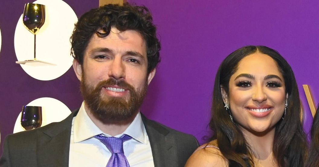 Netflix's Love Is Blind: The Live Reunion Official Watch Party