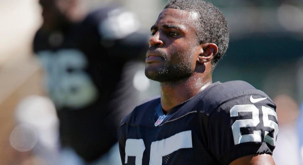 Jacksonville Jaguars v Oakland Raiders