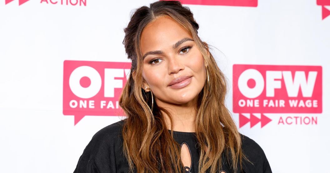 chrissy-teigen.jpg