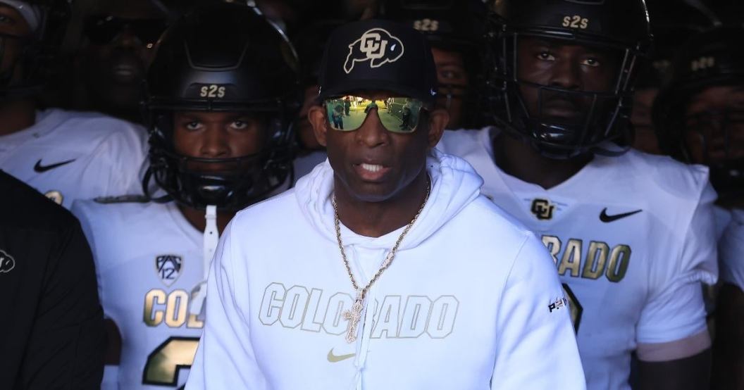 deion-sanders-wins-award-colorado.jpg