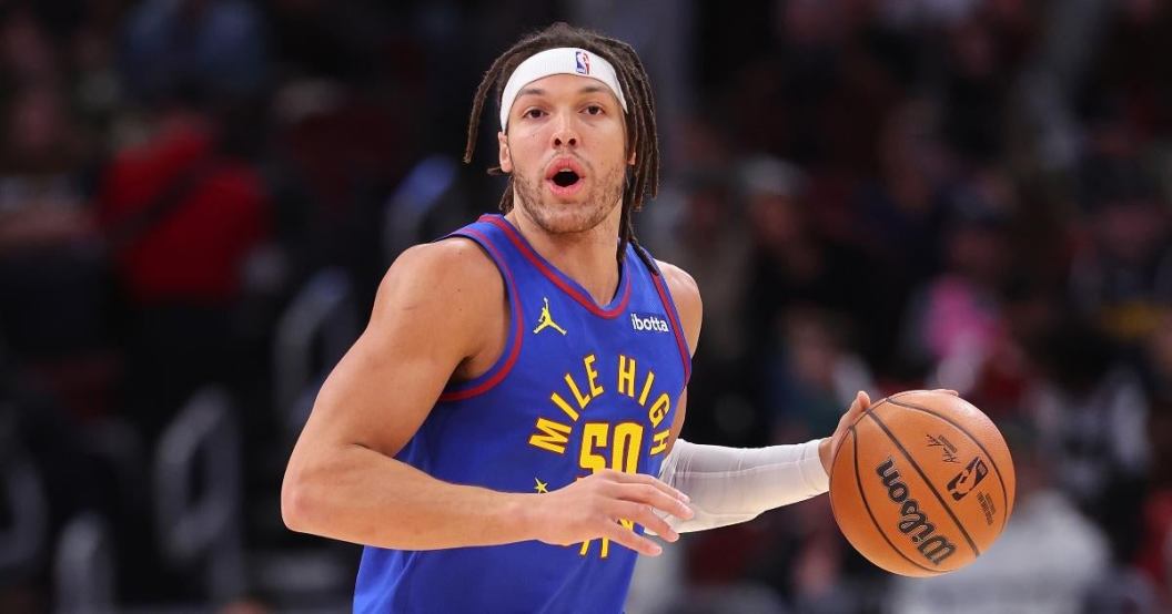 aaron-gordon-bitten-dog.jpg
