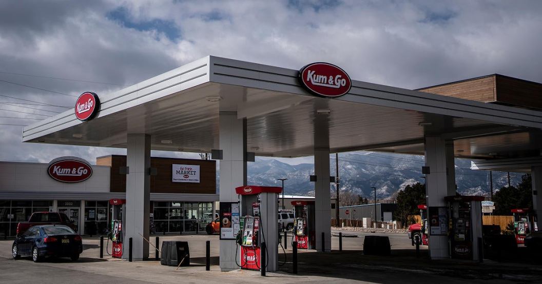kum-go-lc-gas-station.jpg