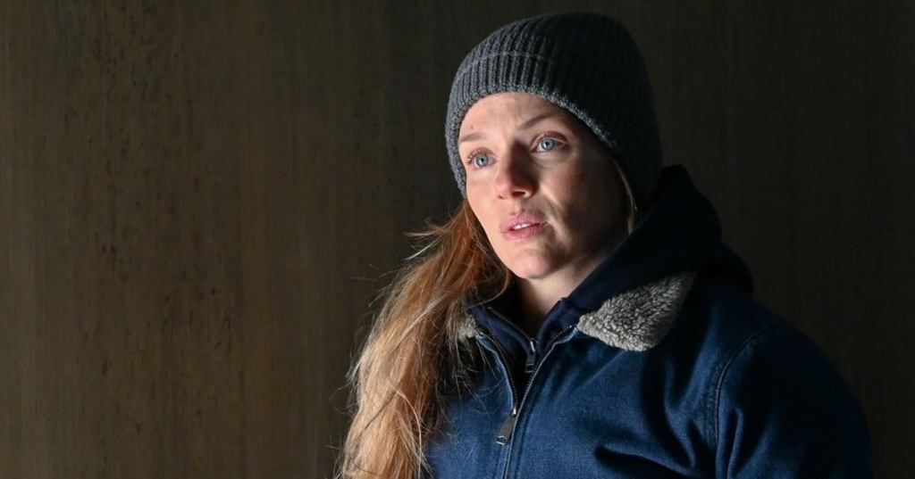 chicago-pd-tracy-spiridakos-unpacking-nbc.jpg
