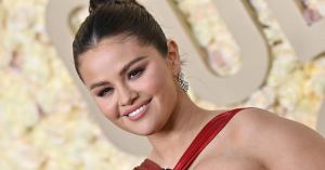 Selena Gomez Shuts Down Plastic Surgery Speculation