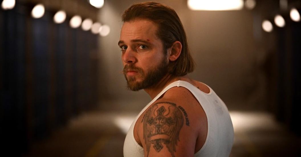 fire-country-max-thieriot-somethings-coming-cbs.jpg