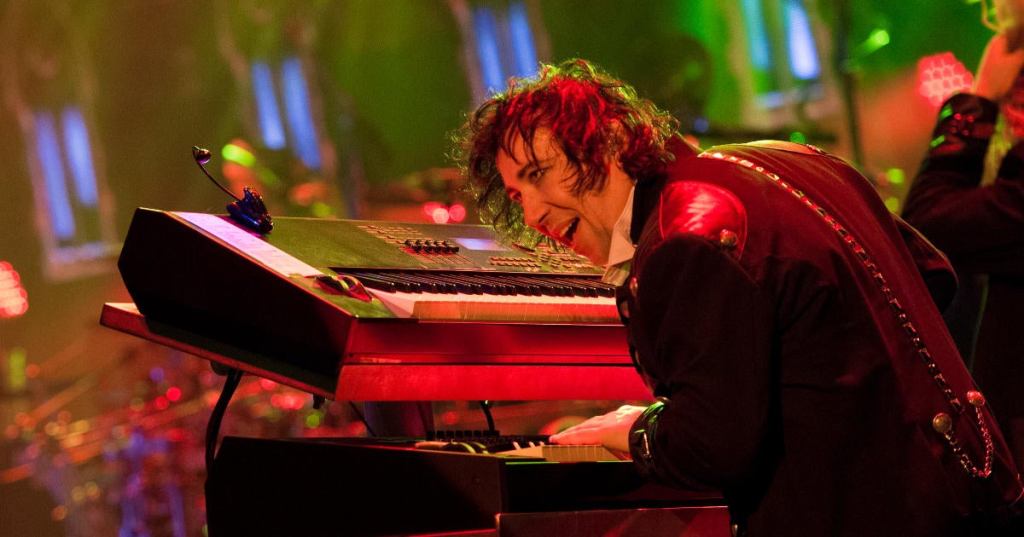 trans-siberian-orchestra-keyboardist-vitalij-kuprij.jpg