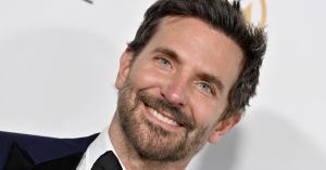 Bradley Cooper Sings ‘A Star Is Born’ Song During Surprise Performance With Pearl Jam