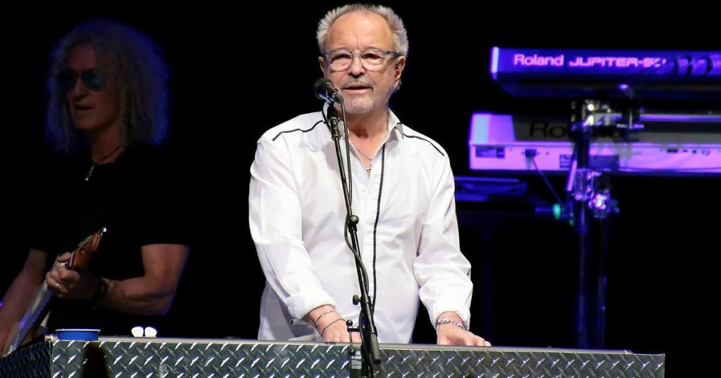 mick-jones.jpg