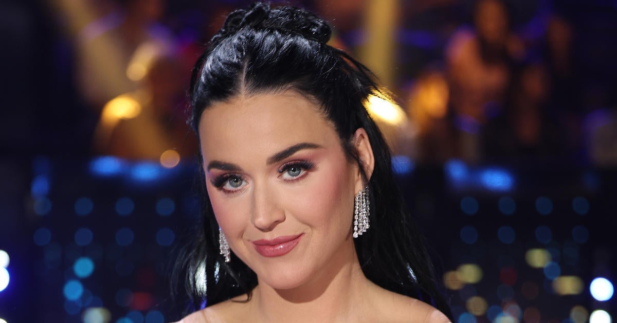Katy Perry Deals With Embarrassing and Emotional Concert Moments After Orlando Bloom Breakup