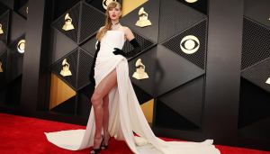 Taylor Swift Fans Melt Down Looking for Clues in Her Grammys Look