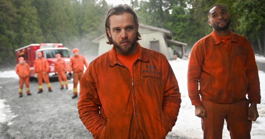 fire-country-too-many-unknowns-max-thieriot-tye-white-cbs.jpg