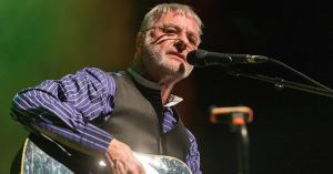 Classic Rock Legend Dies After Cancer Diagnosis: Steve Harley Was 73