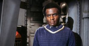 Terry Carter, ‘Battlestar Galactica’ and ‘McCloud’ Star, Has Died