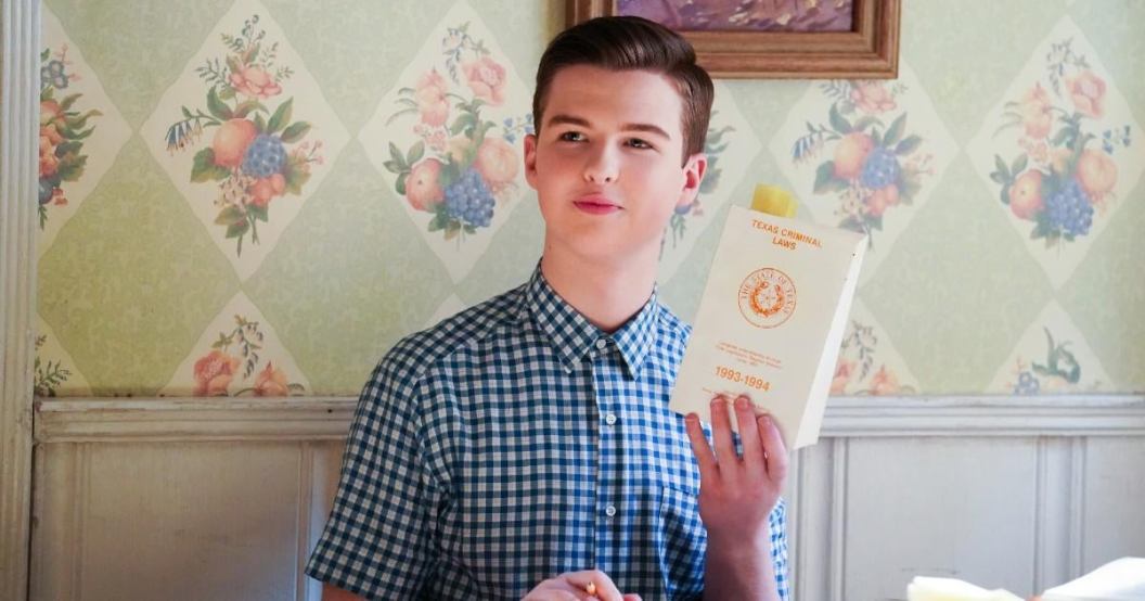 young-sheldon-ankle-monitor-iain-armitage-cbs.jpg
