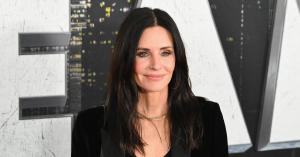 Courteney Cox In Talks for ‘Scream 7’ With Neve Campbell