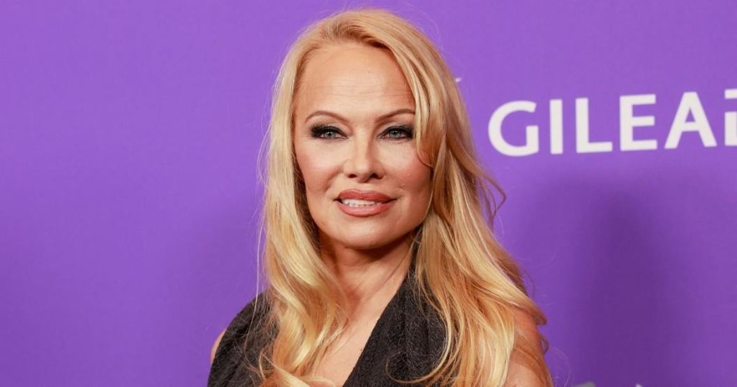 pamela-anderson-la-center-lgbt-gala-getty.jpg