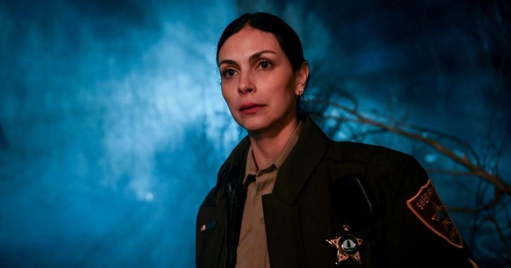 fire-country-alert-the-sheriff-morena-baccarin-cbs.jpg