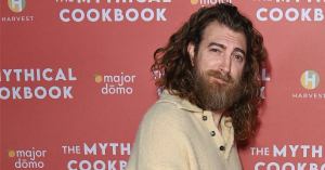 YouTube Comedian’s Fan Threatens ‘911 Attack’: Rhett McLaughlin Granted Restraining Order