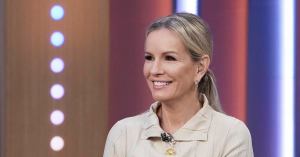 ‘Good Morning America’ Anchor Dr. Jennifer Ashton Quits ABC After 13 Years