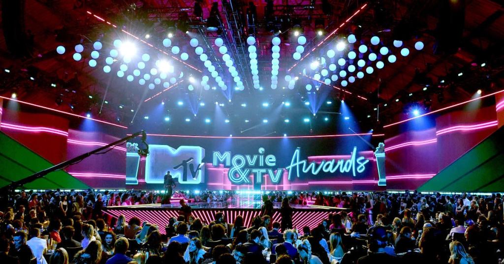 golden-popcorn-award-mtv-movie-tv-awards.jpg