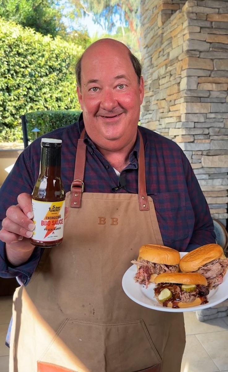 brian-baumgartner-and-bbq-sauce.jpg