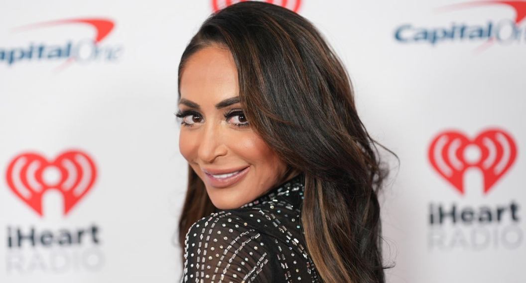 iHeartRadio Jingle Ball - Red Carpet