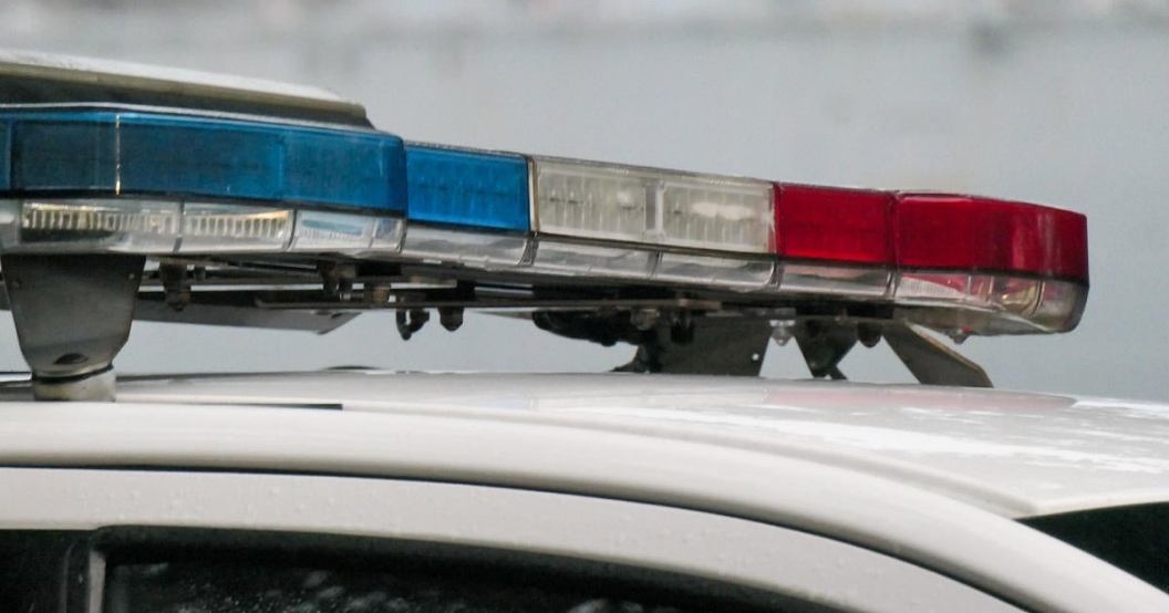 lights-on-top-of-police-car.jpg